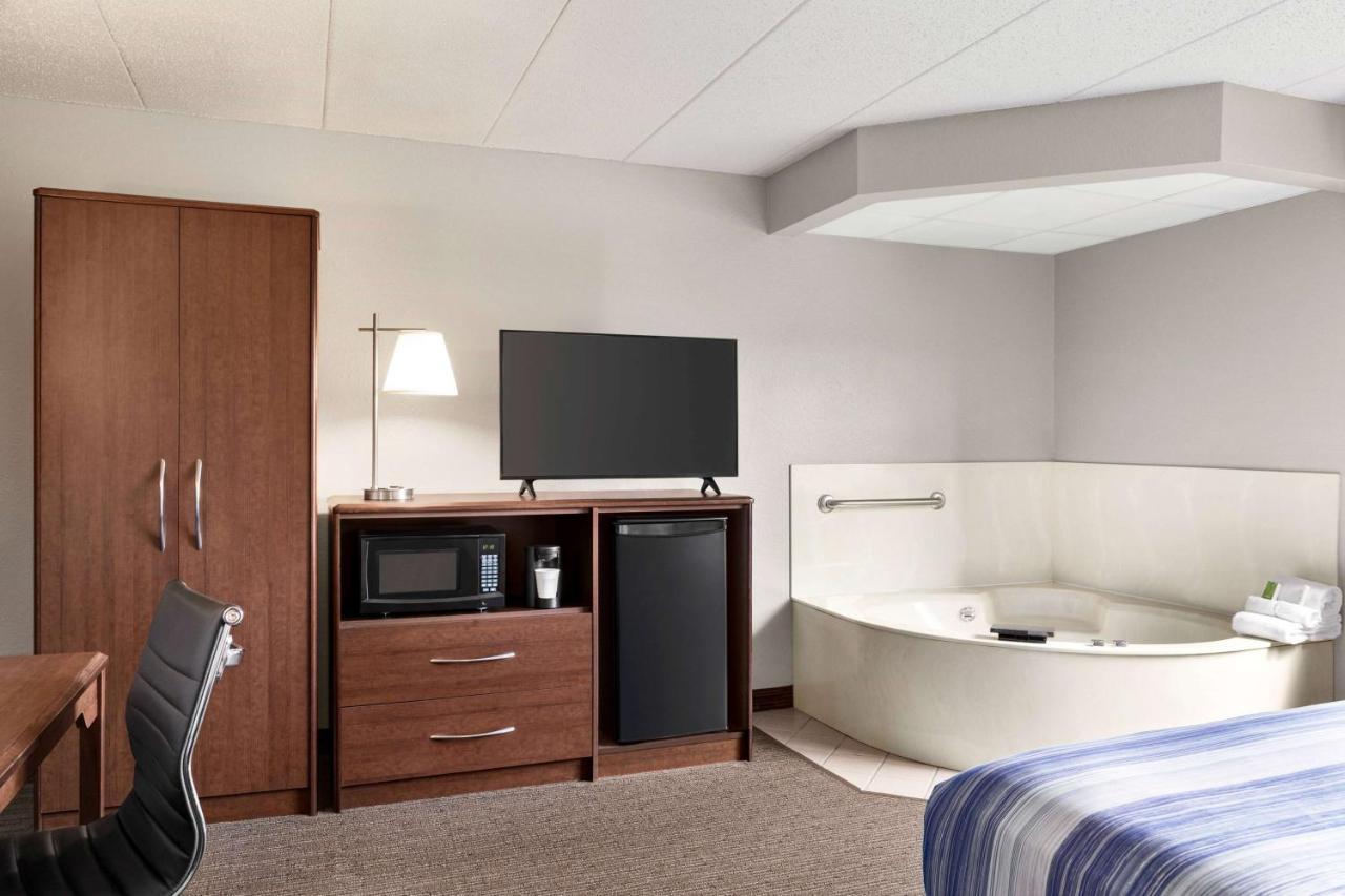 Americinn By Wyndham Sauk Centre Exteriér fotografie